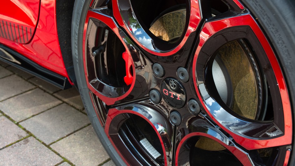 VW Golf GTI Edition 50