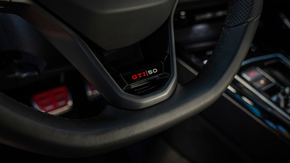 VW Golf GTI Edition 50