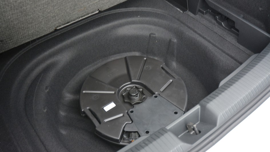 VW Golf Variant, Kofferraum, Subwoofer, Lautsprecher
