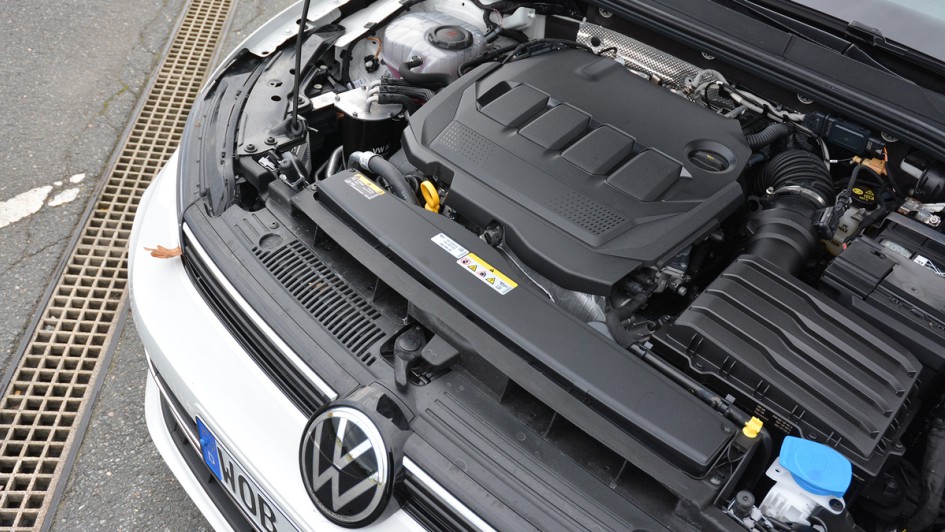 VW Golf Variant, Motor, Motorhaube