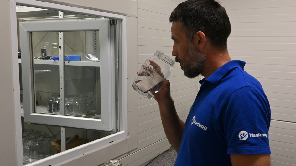 Yanfeng Forschungs- und Entwicklungszentrum Trenčín